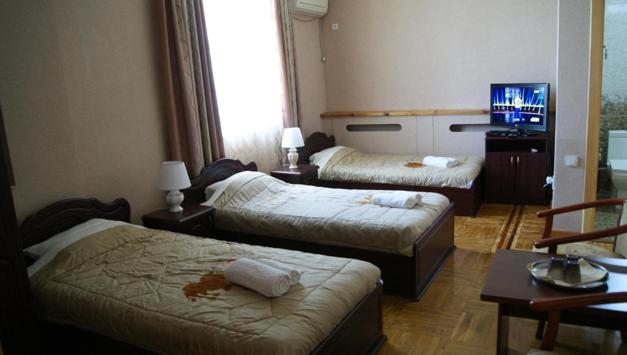 Hotel Latif Samarkand Bagian luar foto