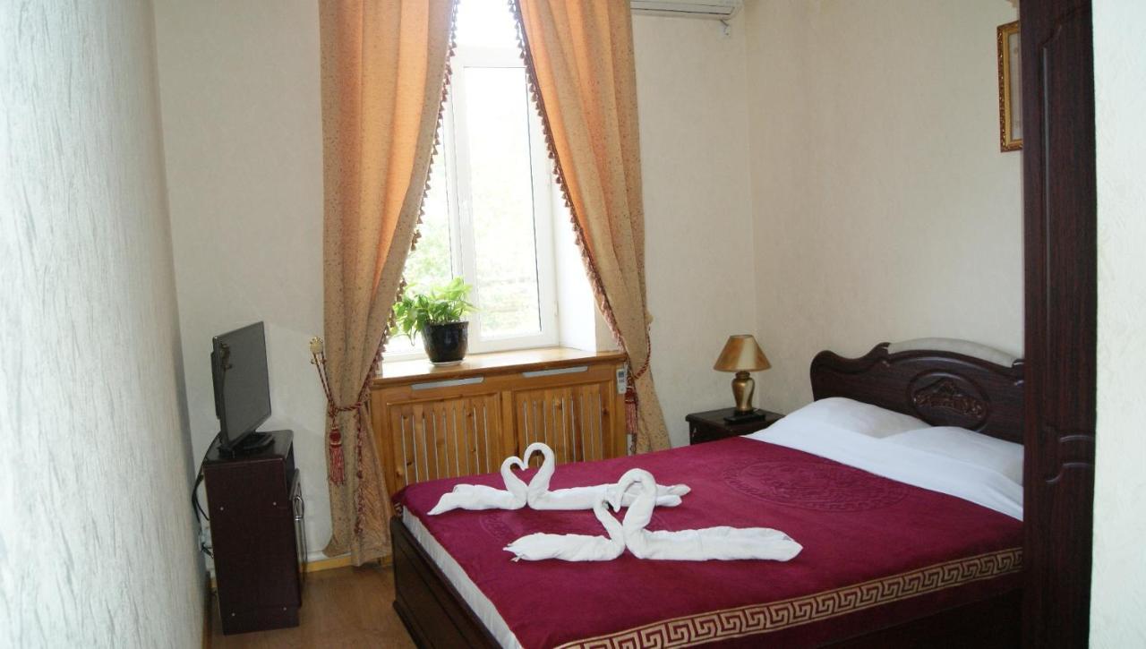 Hotel Latif Samarkand Bagian luar foto