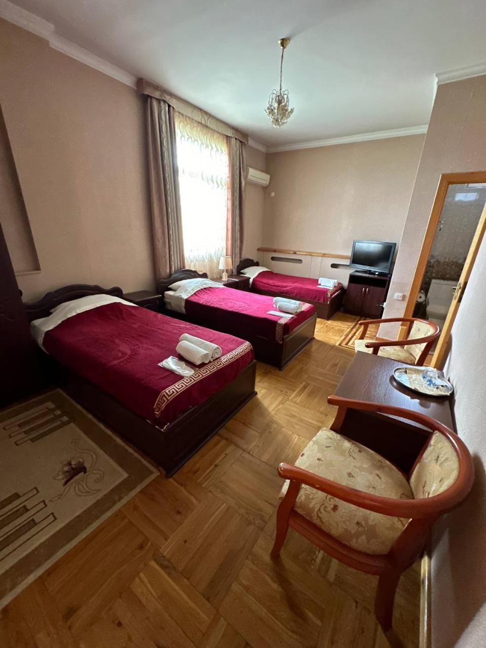 Hotel Latif Samarkand Bagian luar foto