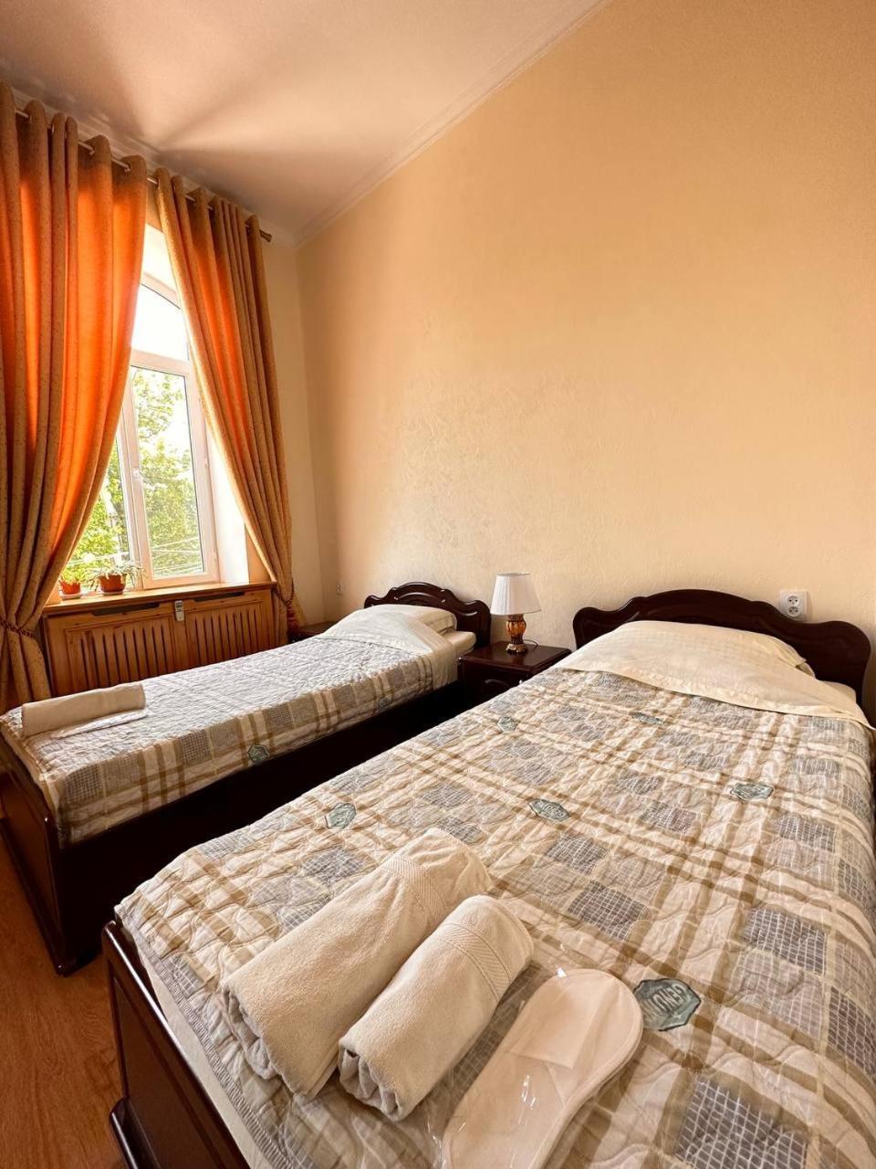 Hotel Latif Samarkand Bagian luar foto